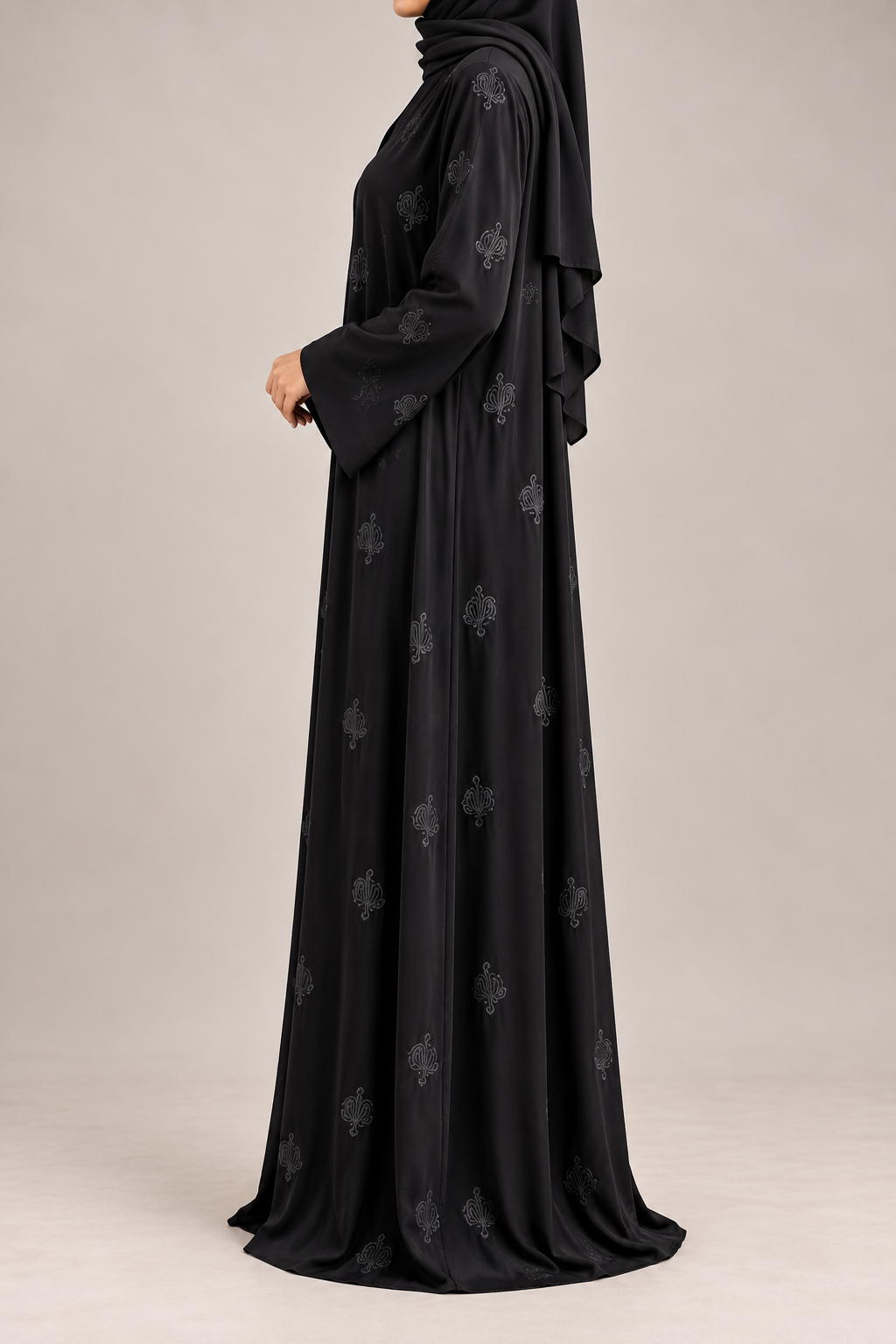 Swirl Abaya